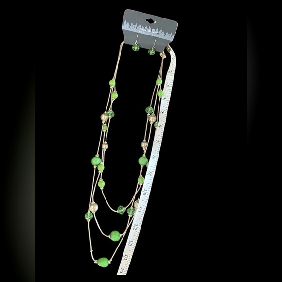 Nicole Miller Green Multi-Strand Beaded Necklace and Earring Set, NWT - Picture 4 of 5